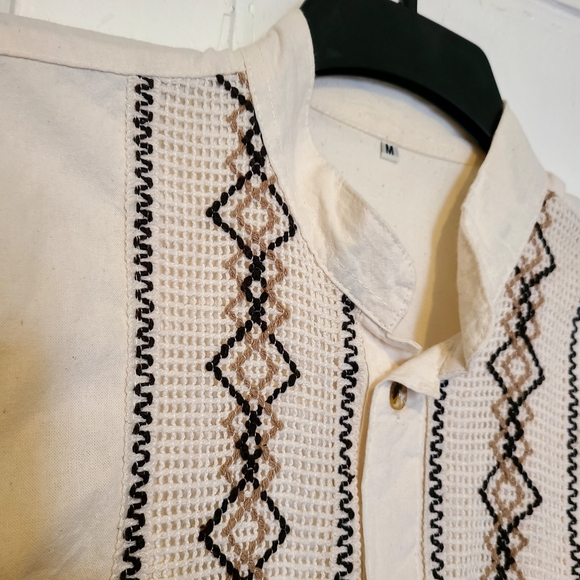 Men's Authentic Mexican Print Button-Up Shirt - Made in Mexico - Size M - Picture 5 of 7